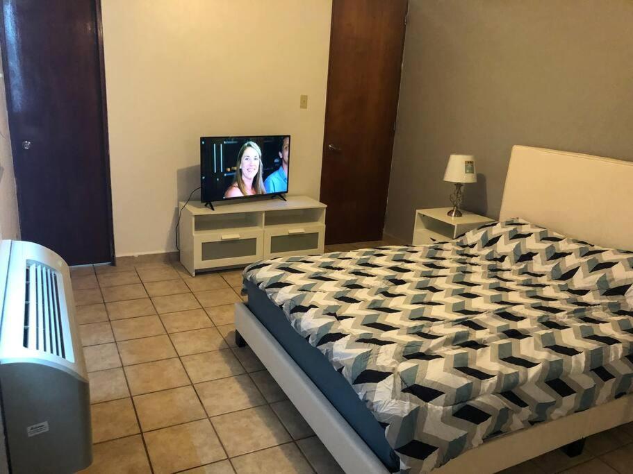 Haudimar Ph Beachfront Apt 4Br/3Bath Isabela Buitenkant foto